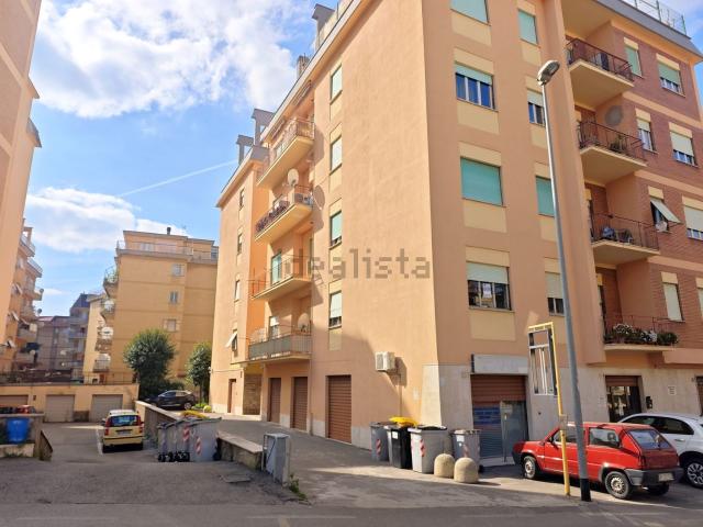 Appartamento in vendita di 100 m² in Via Monte Sacro