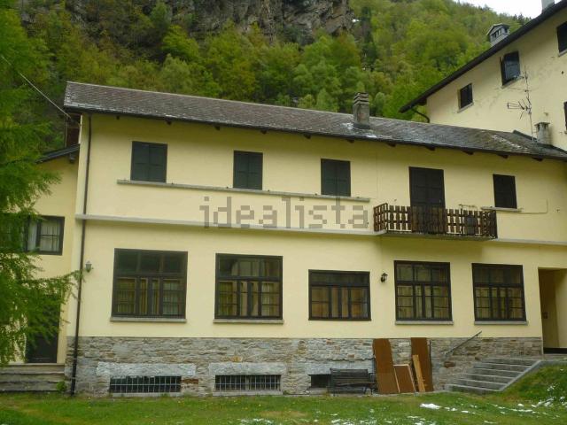 Appartamento in vendita di 100 m² in Via Monte Rosa