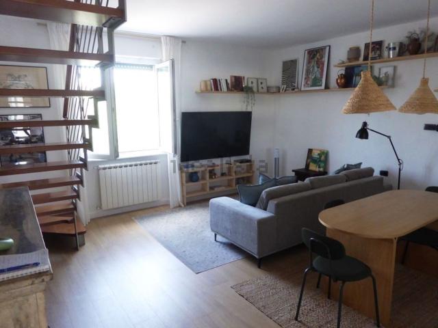 Appartamento in vendita di 100 m² in Via Montebello