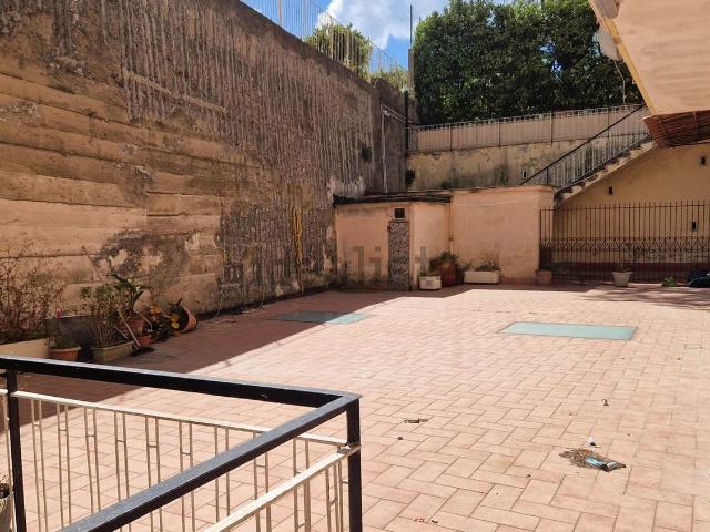 Appartamento in vendita di 100 m² in Via Madonna dell&apos Arco