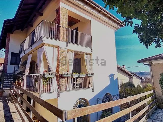 Appartamento in vendita di 100 m² in Via Madonna delle Crocette, 16