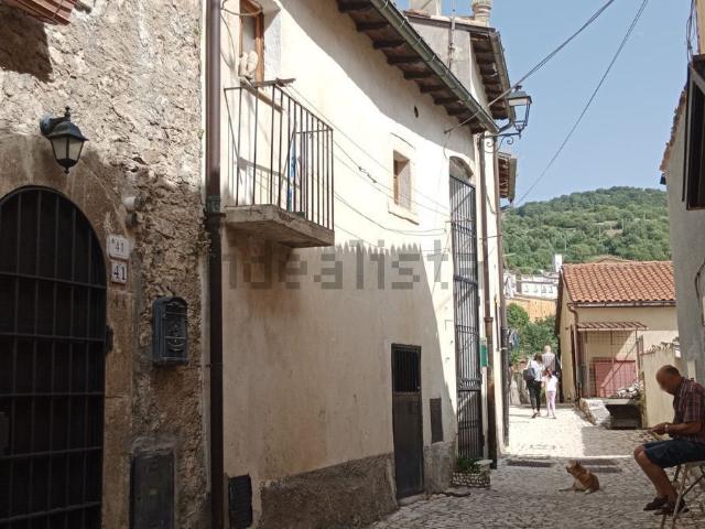 Appartamento in vendita di 100 m² in Via Madonna di Loreto
