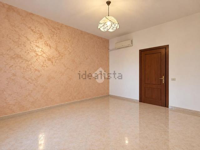 Appartamento in vendita di 100 m² in Via Madre Teresa di Calcutta, 80