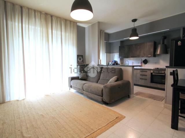 Appartamento in vendita di 100 m² in Via A. Manzoni, 31