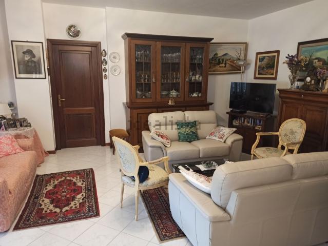 Appartamento in vendita di 100 m² in Via Marina Vecchia