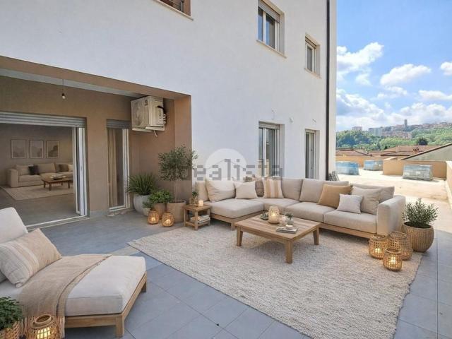 Appartamento in vendita di 100 m² in Via Maria, 123