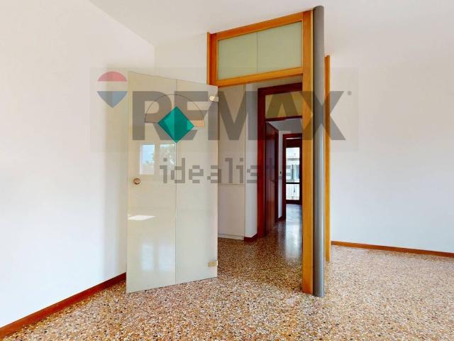 Appartamento in vendita di 100 m² in Via Marosticana, 2