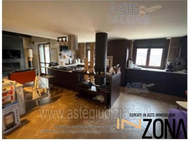 Appartamento in vendita di 100 m² in Via Marruvium, 29