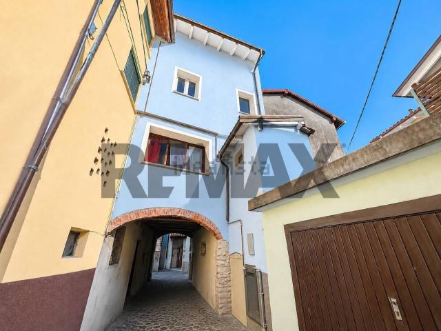 Appartamento in vendita di 100 m² in Via Martiri di Pogallo, 500
