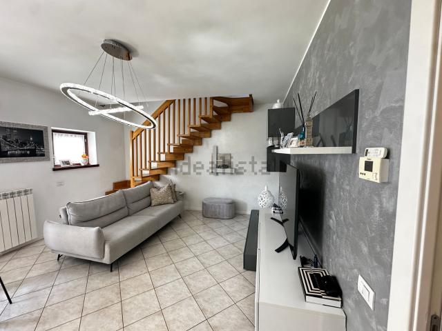 Appartamento in vendita di 100 m² in Via Michelangelo da Caravaggio, 8
