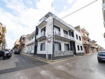 Appartamento in vendita di 100 m² in Via Milano, 24