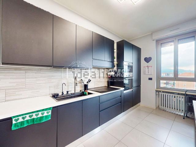 Appartamento in vendita di 100 m² in Via Mirafiori, 19