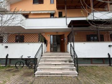 Appartamento in vendita di 100 m² in Via Nora, 3