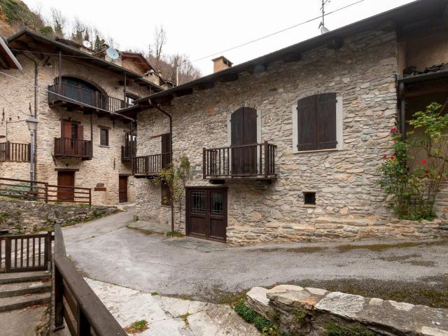 Appartamento in vendita di 100 m² in Via Nazionale, 32