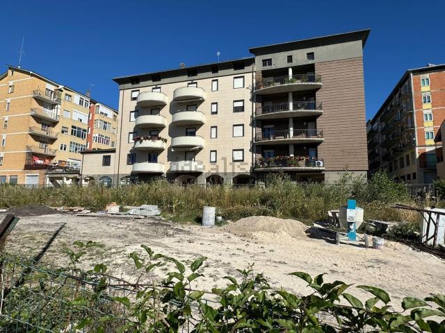 Appartamento in vendita di 100 m² in Via Nicola De Luca, 9