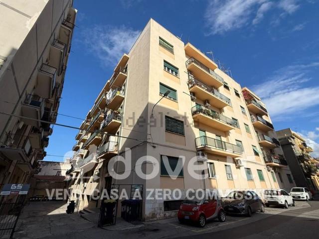 Appartamento in vendita di 100 m² in Via Nicola Giunta, 33