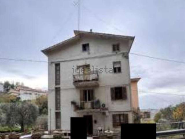 Appartamento in vendita di 100 m² in Via Sole