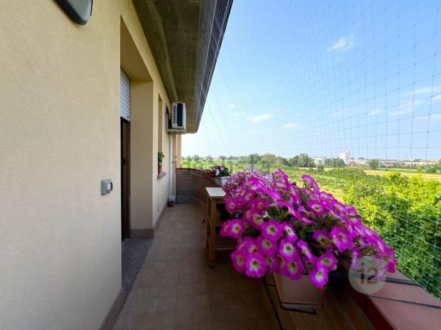 Appartamento in vendita di 100 m² in Via Sabbioni