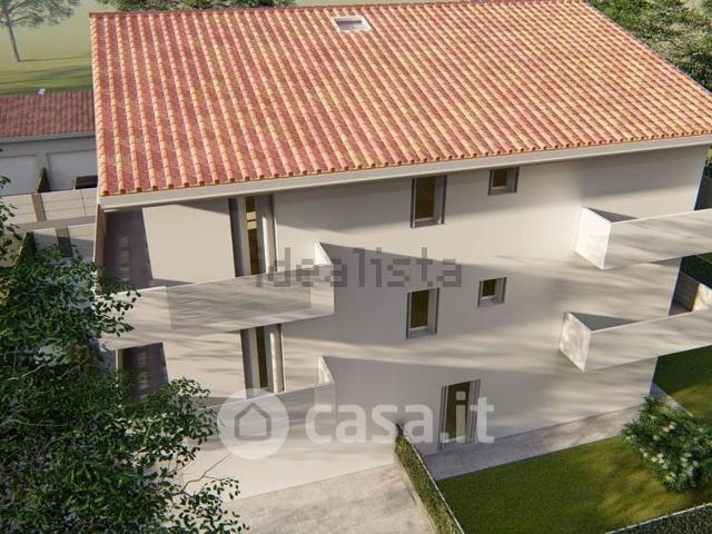 Appartamento in vendita di 100 m² in Via San Matteo