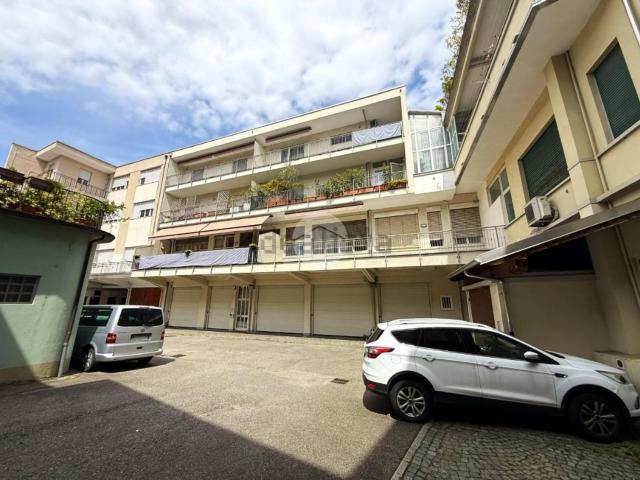 Appartamento in vendita di 100 m² in Via San Giovanni Bosco, 6