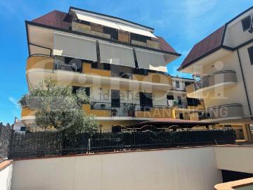 Appartamento in vendita di 100 m² in Via San Giovanni