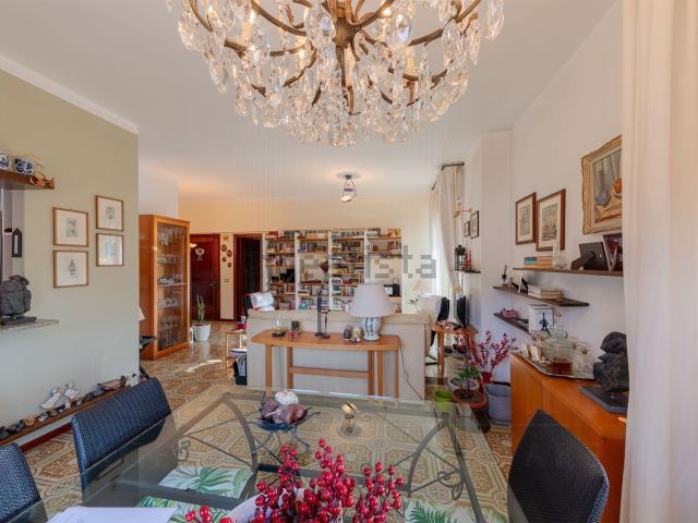 Appartamento in vendita di 100 m² in Via San Rufino