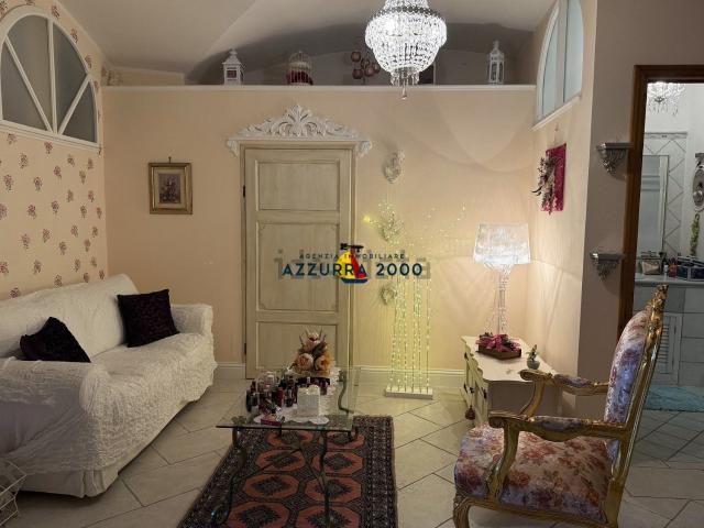 Appartamento in vendita di 100 m² in Via San Stefano, 1