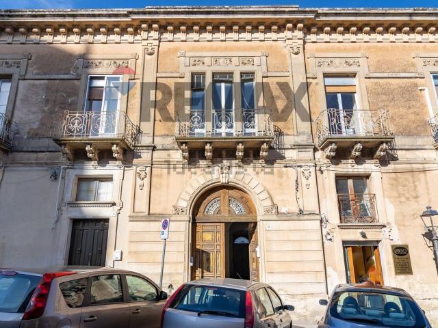 Appartamento in vendita di 100 m² in Via San Sebastiano, 13