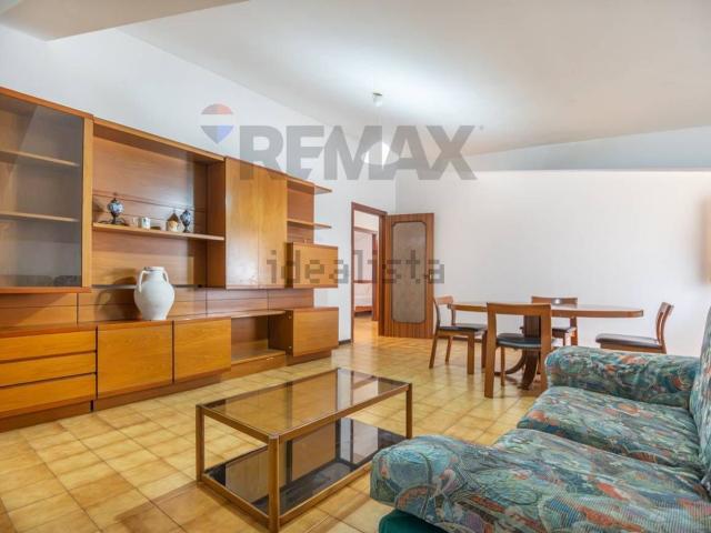 Appartamento in vendita di 100 m² in Via Sant&apos Eufemia, 60
