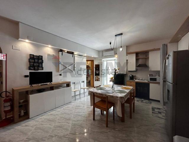 Appartamento in vendita di 100 m² in Via Santa Croce, 7