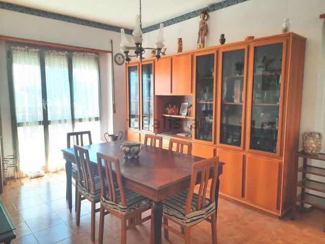 Appartamento in vendita di 100 m² in Via Sarrenzi