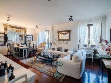 Appartamento in vendita di 100 m² in Via Schignano