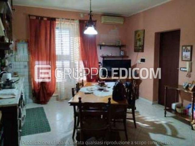 Appartamento in vendita di 100 m² in Via Senatore P. Pitrone