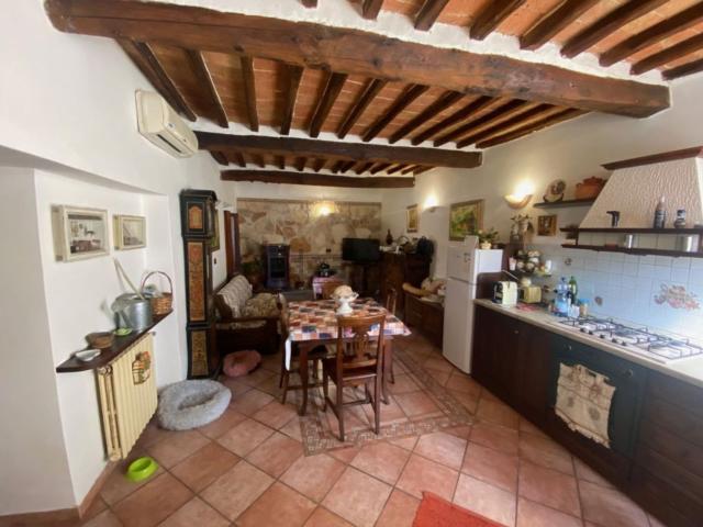 Appartamento in vendita di 100 m² in Via Senese