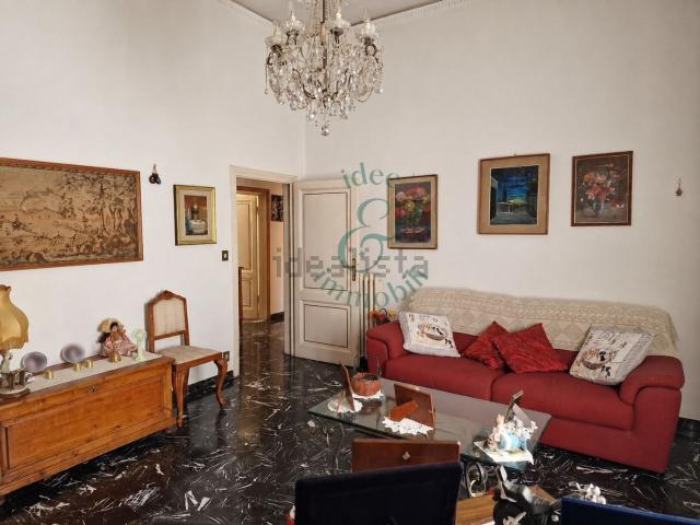 Appartamento in vendita di 100 m² in Via Ser Lapo Mazzei