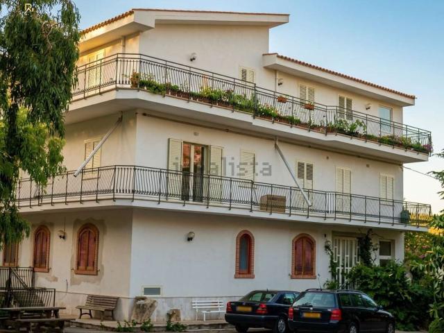 Appartamento in vendita di 100 m² in Via Serro Coniglio