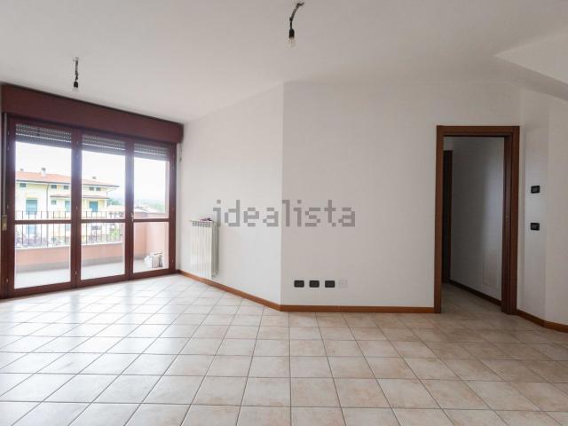 Appartamento in vendita di 100 m² in Via Siai