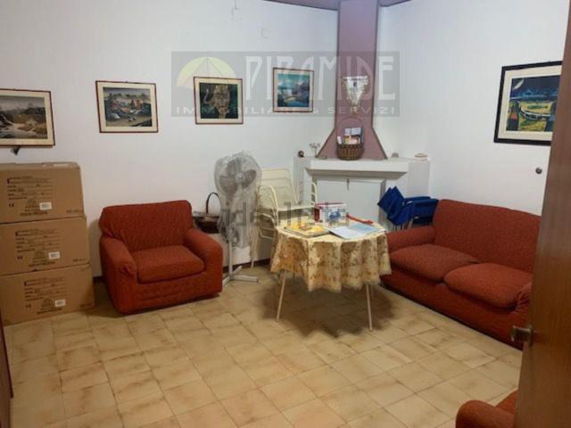 Appartamento in vendita di 100 m² in Via Sicilia