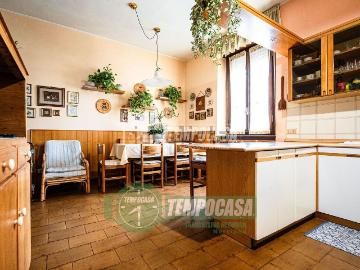 Appartamento in vendita di 100 m² in Via Silvio Pellico, 4