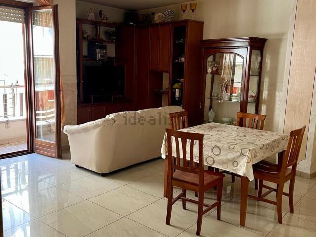 Appartamento in vendita di 100 m² in Via Silvio Pellico