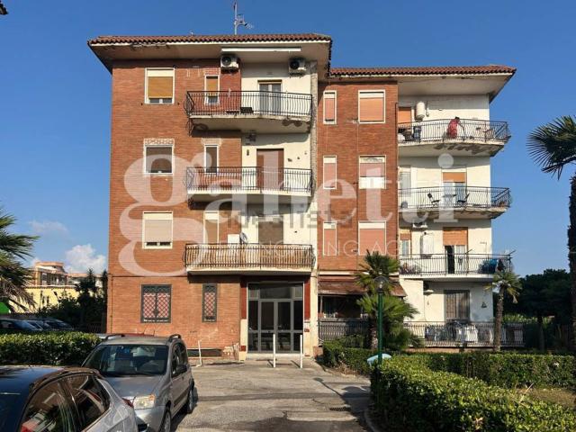 Appartamento in vendita di 100 m² in Via Staffetta, 1
