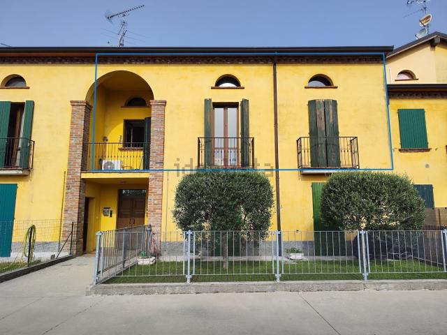Appartamento in vendita di 100 m² in Via Staffolo, 41