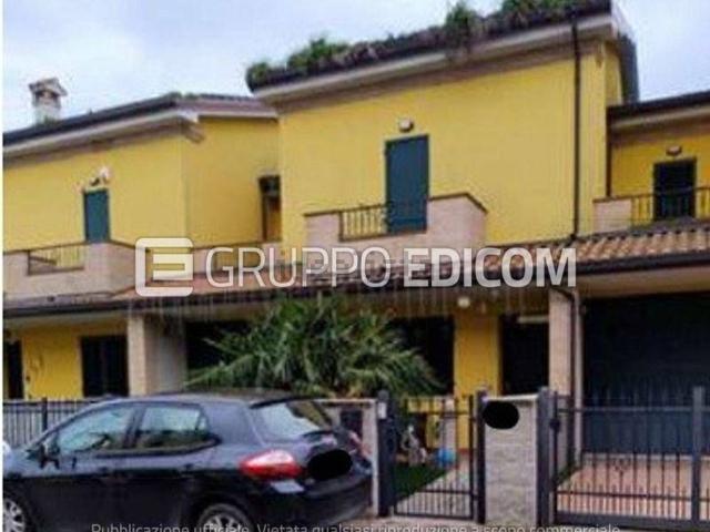 Appartamento in vendita di 100 m² in Via Pola