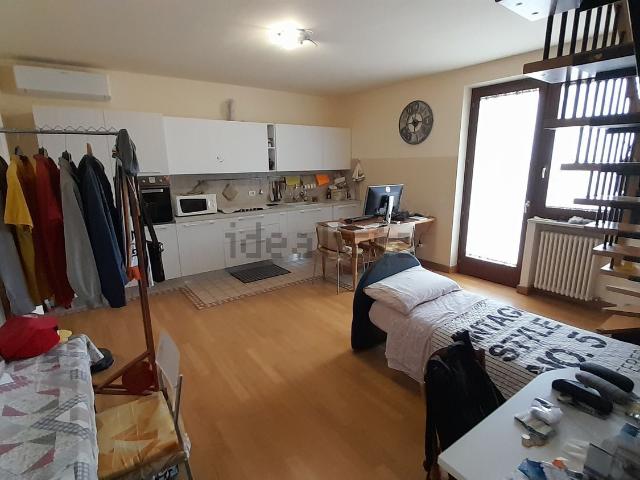 Appartamento in vendita di 100 m² in Via Polderin