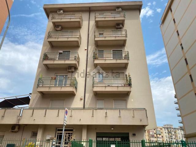 Appartamento in vendita di 100 m² in Via Porrazzi, 16