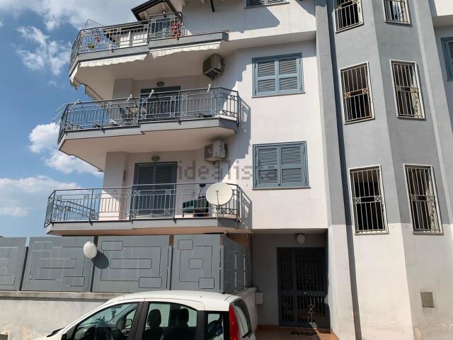 Appartamento in vendita di 100 m² in Via Padreterno