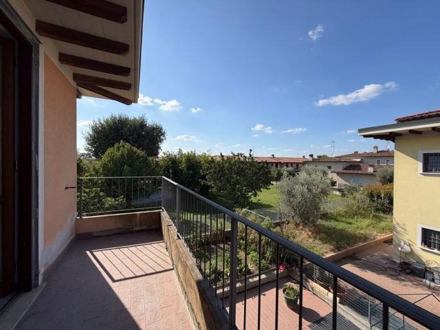 Appartamento in vendita di 100 m² in Via Padre Massimiliano Kolbe, 1