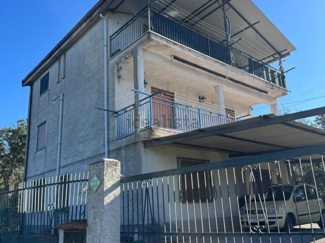 Appartamento in vendita di 100 m² in Via panoramica