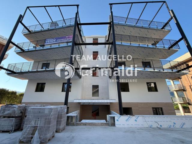 Appartamento in vendita di 100 m² in Via Panoramica, 33