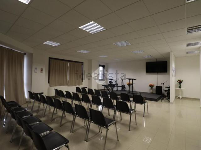 Appartamento in vendita di 100 m² in Via Parigi, 99
